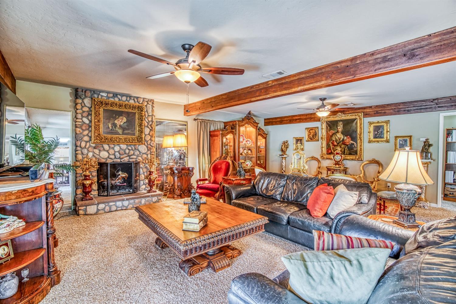 25757 East Trimmer Springs Road Sanger, CA 93657 - Photo 15 of 28 Comfortable TV room