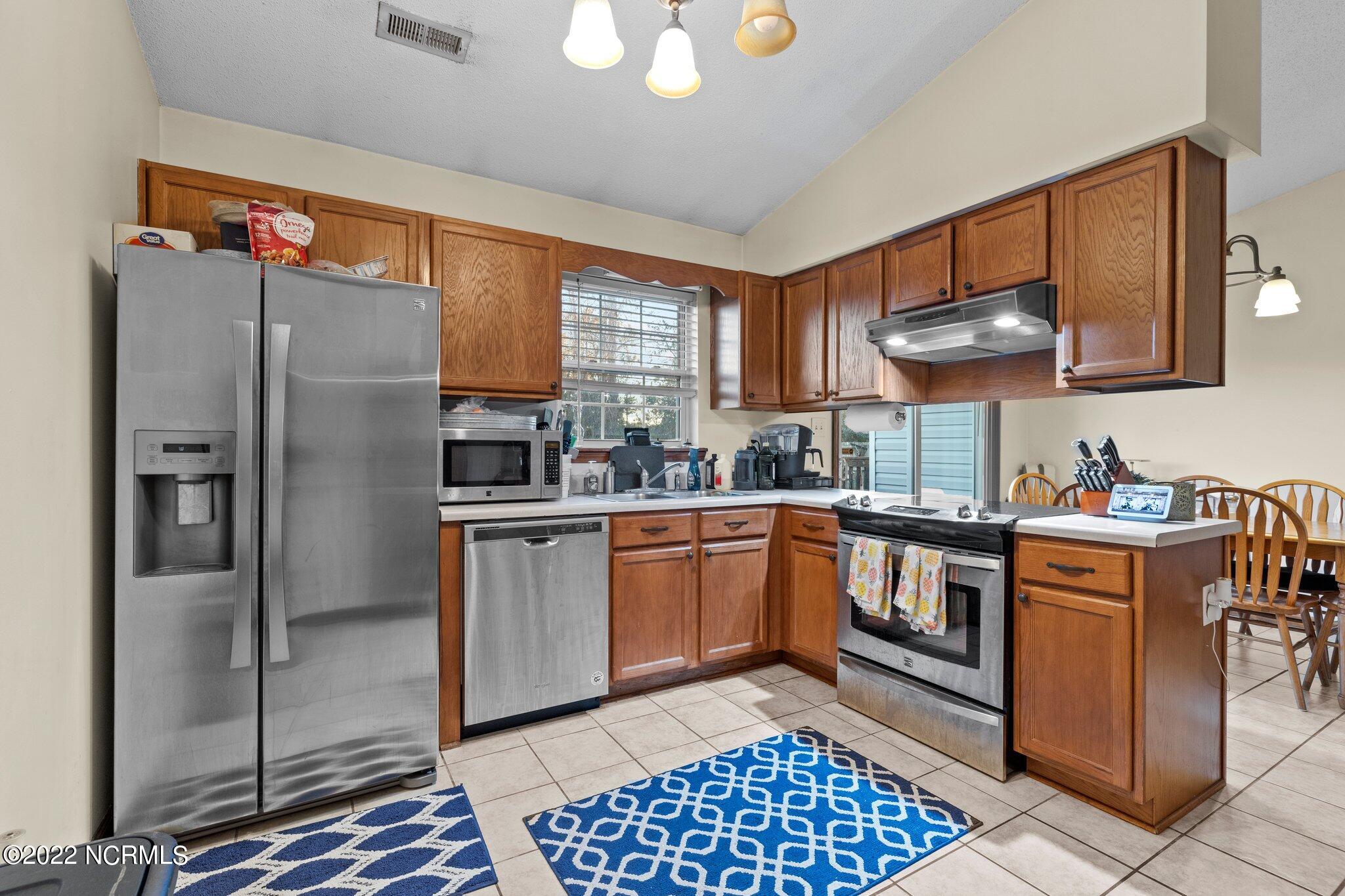 102 Henson Road Hubert, NC 28539 - Photo 6 of 41 29-web-or-mls-_S3A7148