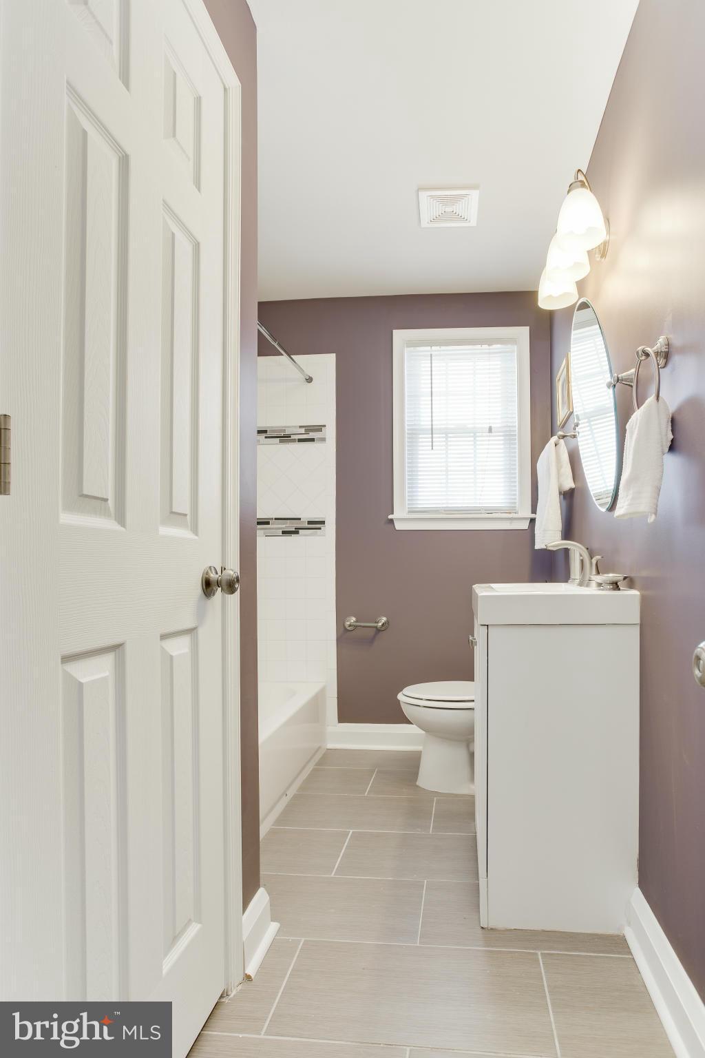 6231 Pilgrim Road Baltimore, MD 21214 - Photo 20 of 25 Bath