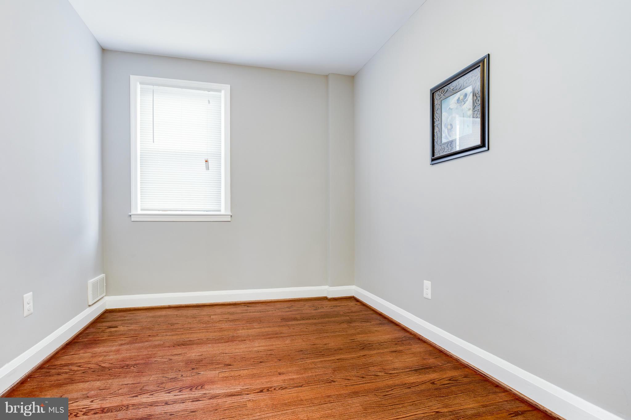 6231 Pilgrim Road Baltimore, MD 21214 - Photo 22 of 25 Bedroom
