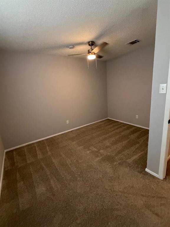 24 Abbey Road Euless, TX 76039 - Photo 31 of 38