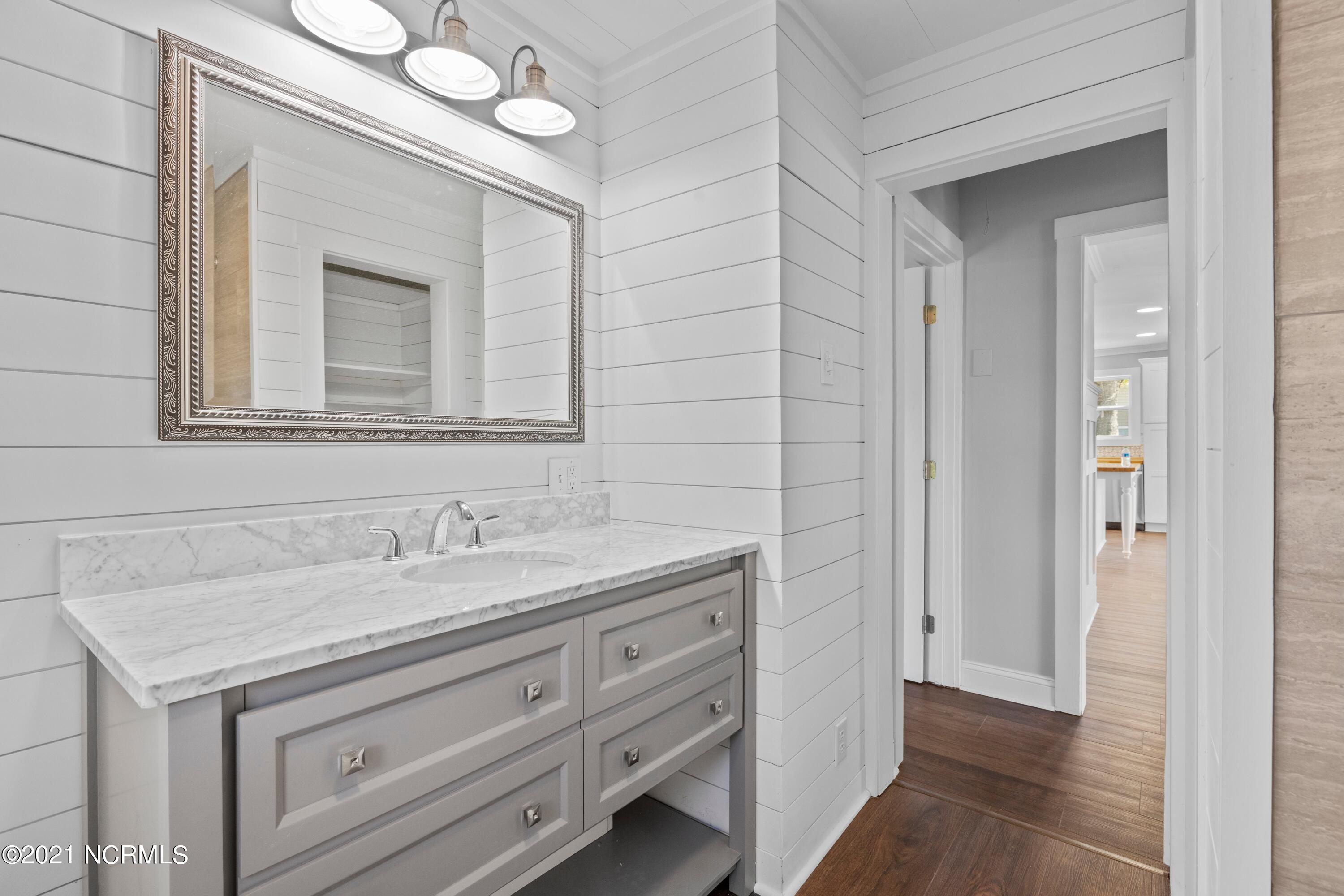 2711 Mayberry Loop Road Morehead City, NC 28557 - Photo 24 of 36 Second Bath