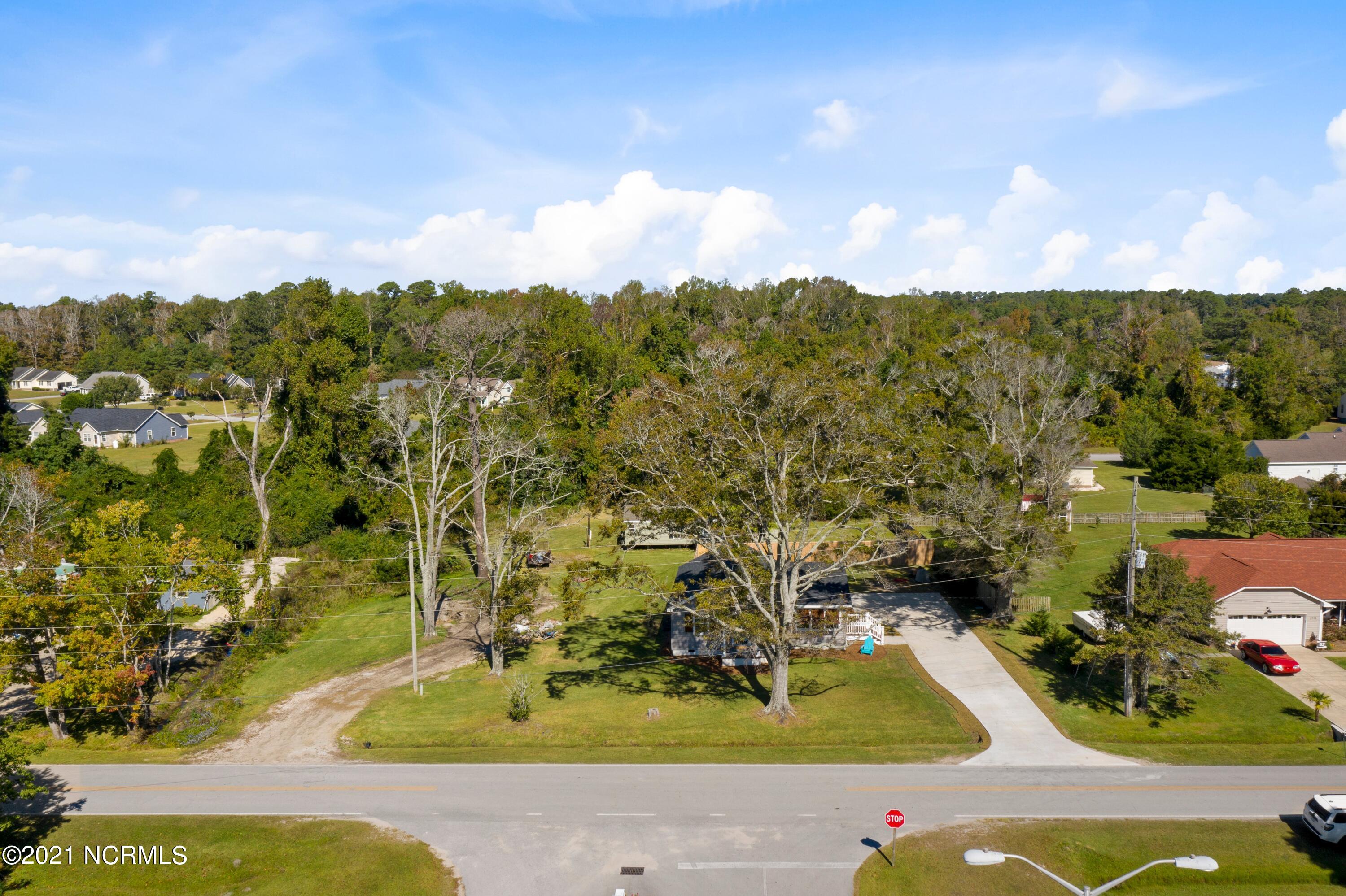 2711 Mayberry Loop Road Morehead City, NC 28557 - Photo 36 of 36 Aerial