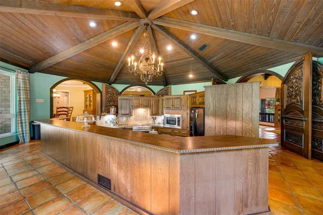 $545,000 | 2223 North Link Street, Palestine, TX 75803