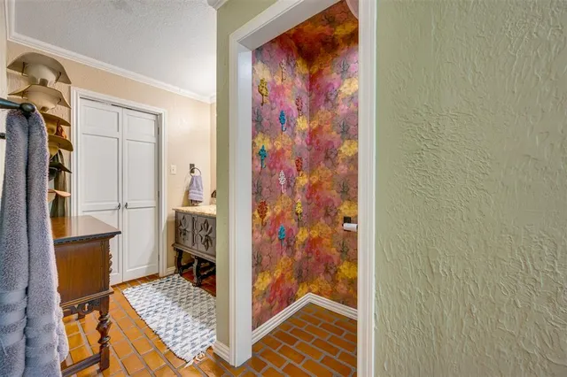 $545,000 | 2223 North Link Street, Palestine, TX 75803