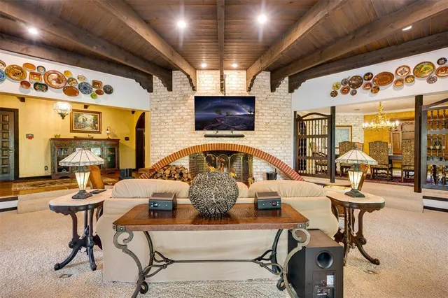 $545,000 | 2223 North Link Street, Palestine, TX 75803