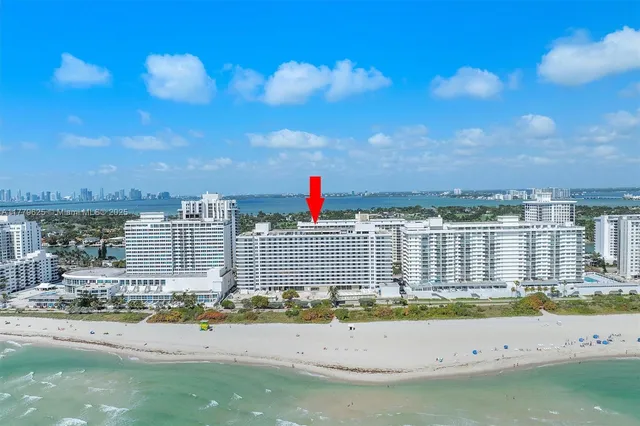 $599,000 | 5555 Collins Avenue, Unit 16B, Miami Beach, FL 33140