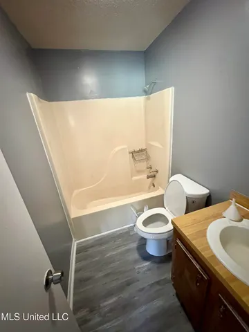 $850 | 74 Nelson Road, Roxie, MS 39661