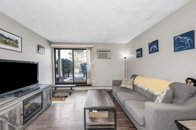 $319,900 | 5 Washington Street, Unit A5, Reading, MA 01867