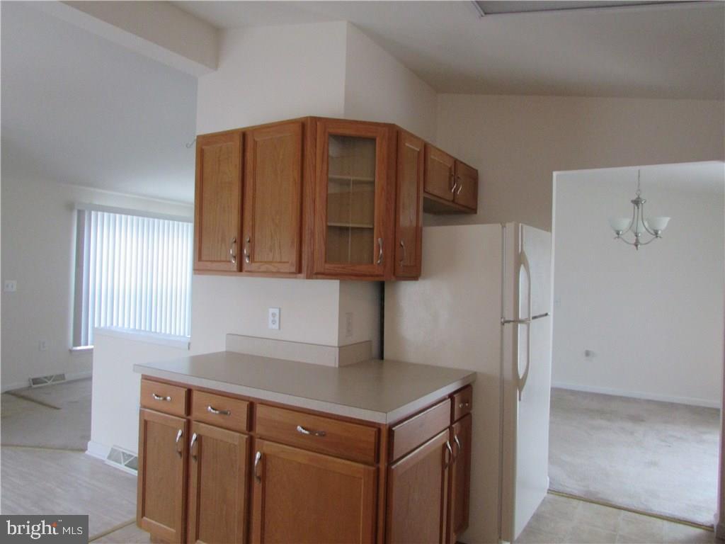 19 Spring Lake Road Manahawkin, NJ 08050 - Photo 13 of 29 Gallery Image 13