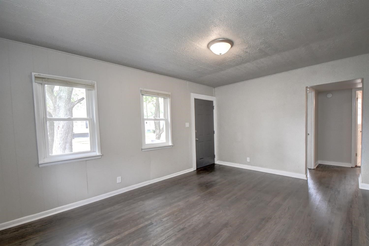 349 Dallas Street Gary, IN 46406 - Photo 5 of 7 1500x1002