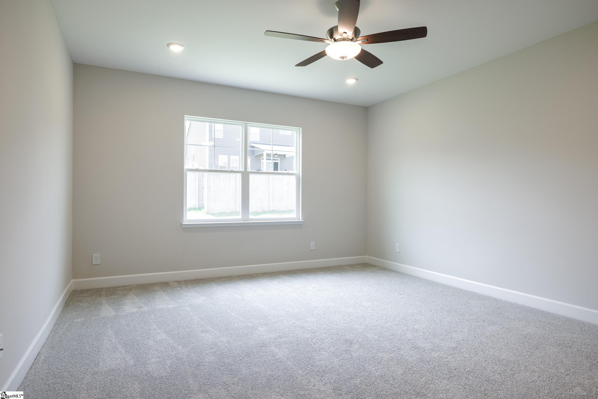 207 Fenner Place Greenville, SC 29607 - Photo 29 of 40