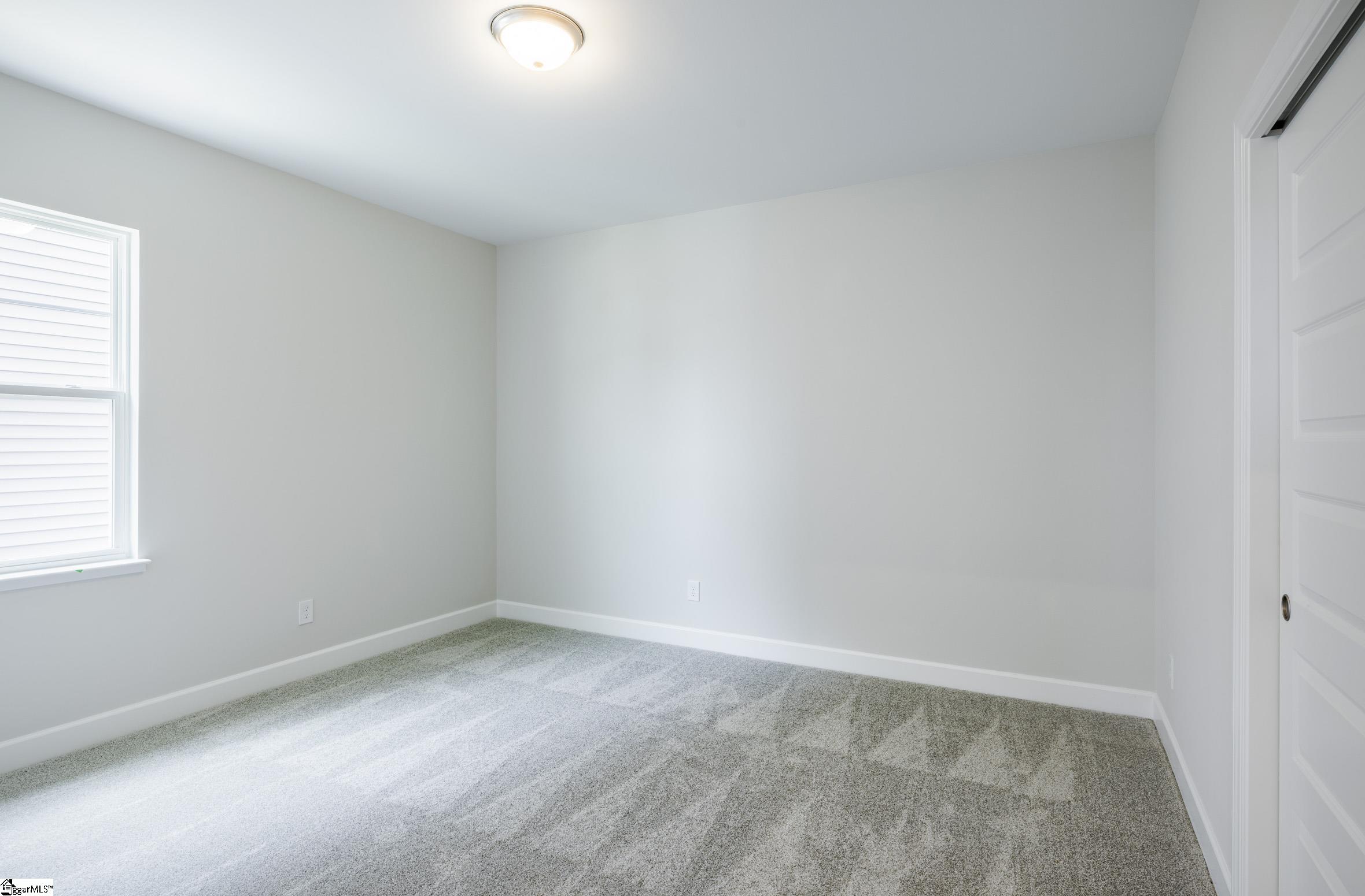 207 Fenner Place Greenville, SC 29607 - Photo 8 of 40