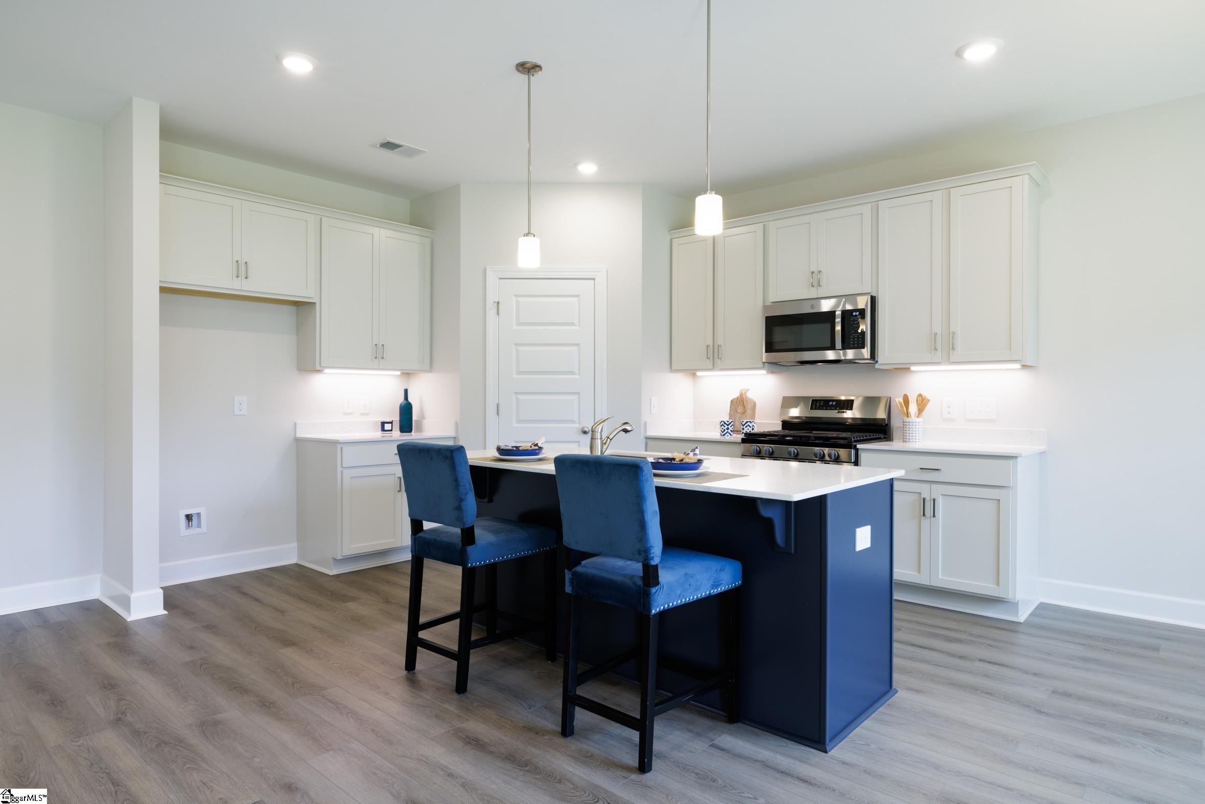 207 Fenner Place Greenville, SC 29607 - Photo 10 of 40