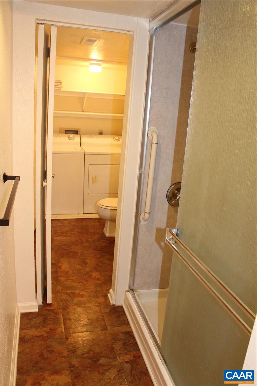 36 Spring Court Charlottesville, VA 22901 - Photo 11 of 16 Gallery Image 11