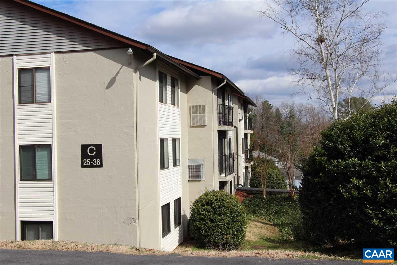 36 Spring Court Charlottesville, VA 22901 - Photo 4 of 16 Gallery Image 4
