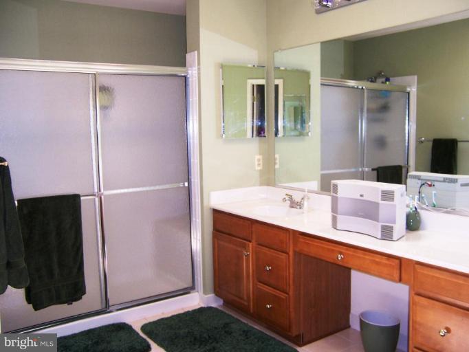 5957 Sandy Ridge Elkridge, MD 21075 - Photo 17 of 30 Master Bath w/Maple Vanity