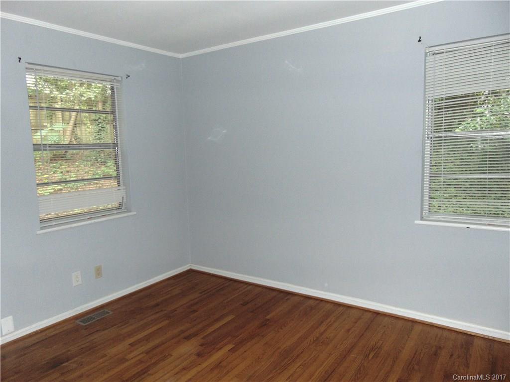 4837 Valley Stream Road, Unit 38 Charlotte, NC 28209 - Photo 14 of 17 Gallery Image 14