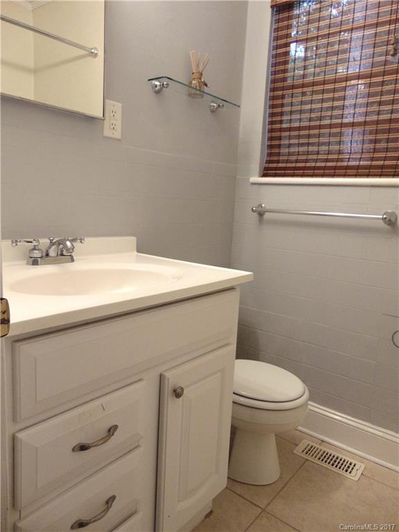 4837 Valley Stream Road, Unit 38 Charlotte, NC 28209 - Photo 16 of 17 Gallery Image 16