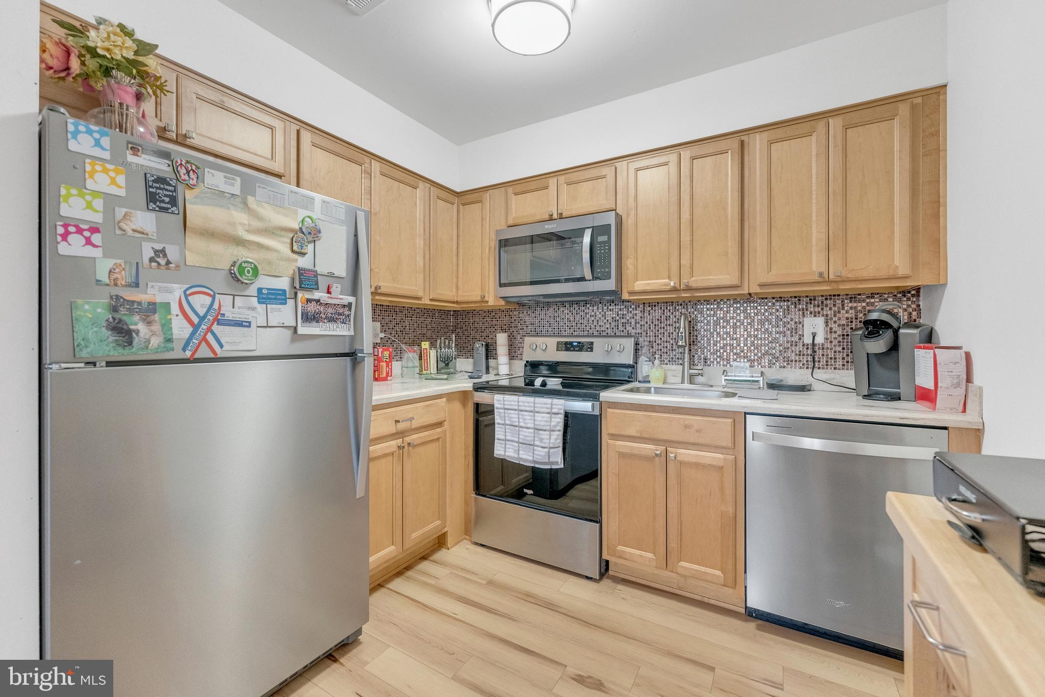 275 Green Street, Unit 4I6 Edgewater Park, NJ 08010 - Photo 2 of 12