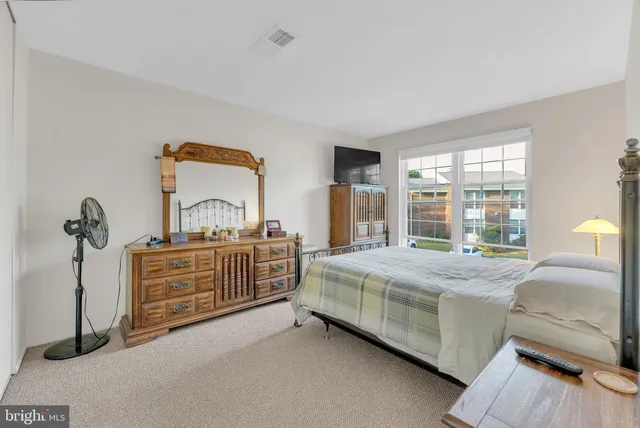 $175,000 | 275 Green Street, Unit 4I6, Edgewater Park, NJ 08010