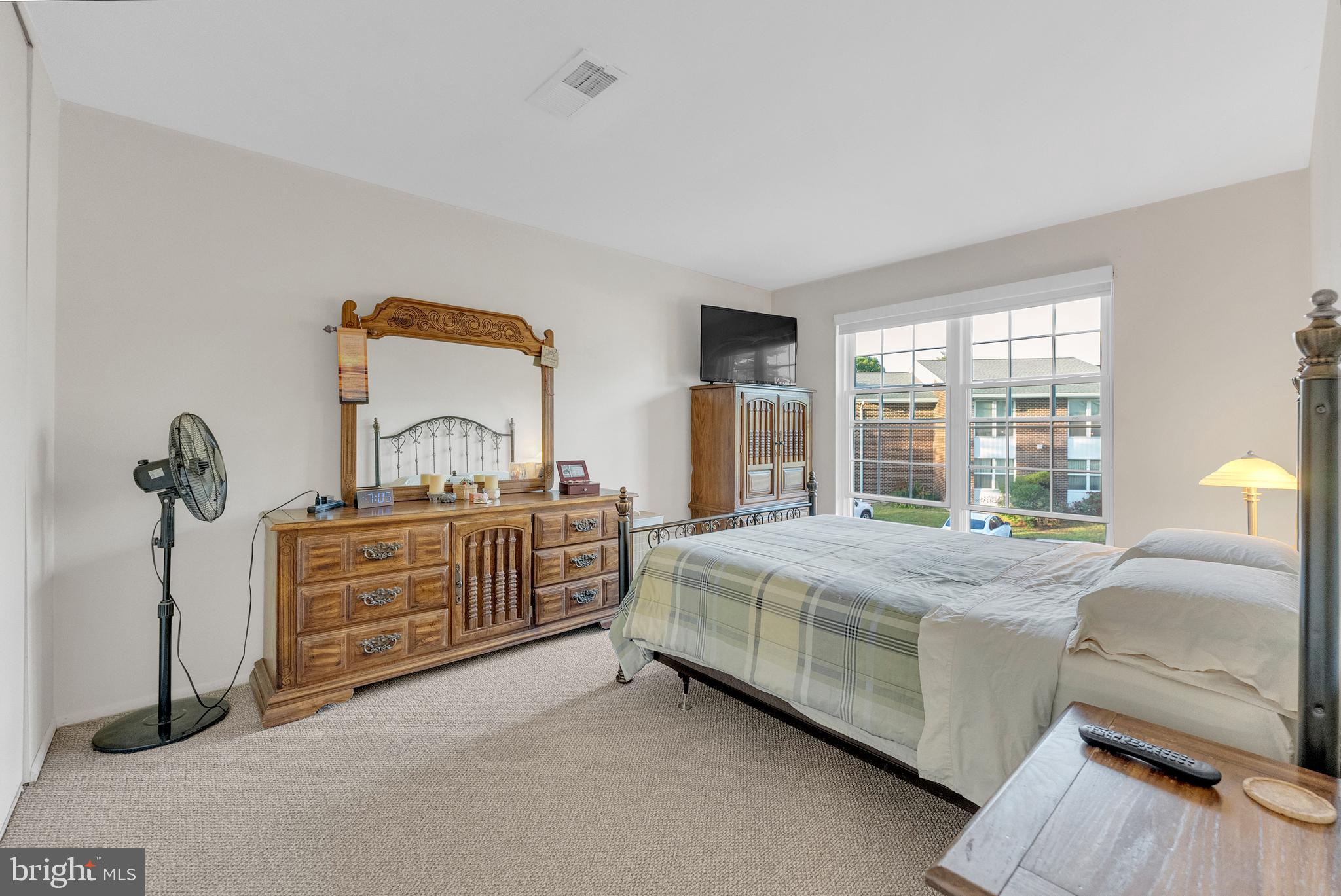 275 Green Street, Unit 4I6 Edgewater Park, NJ 08010 - Photo 9 of 12