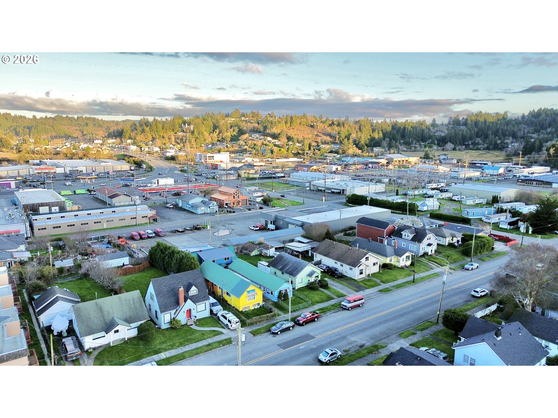 1032 South 4th Street Coos Bay, OR 97420 - Photo 34 of 44 a picture of city view