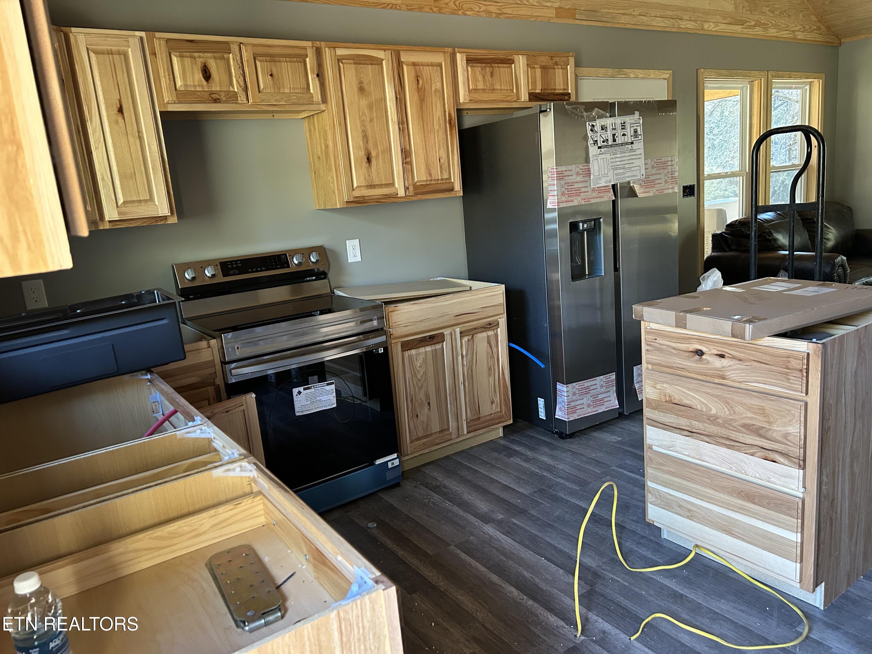 269 Mountain Mist Lane Del Rio, TN 37727 - Photo 3 of 18 23C4F33C-47F6-4E9E-B668-F62B188D0B41