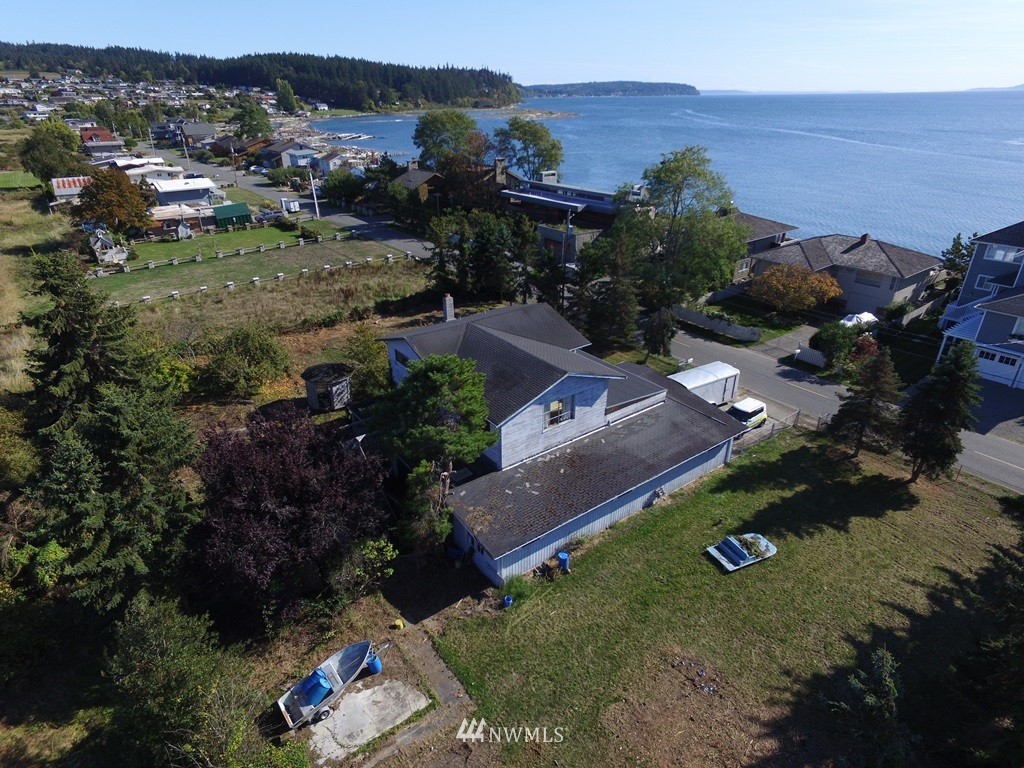 2551 Sunlight Beach Road Clinton, WA 98236 - Photo 15 of 18 Gallery Image 15