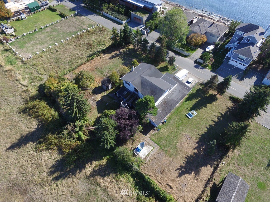 2551 Sunlight Beach Road Clinton, WA 98236 - Photo 16 of 18 Gallery Image 16
