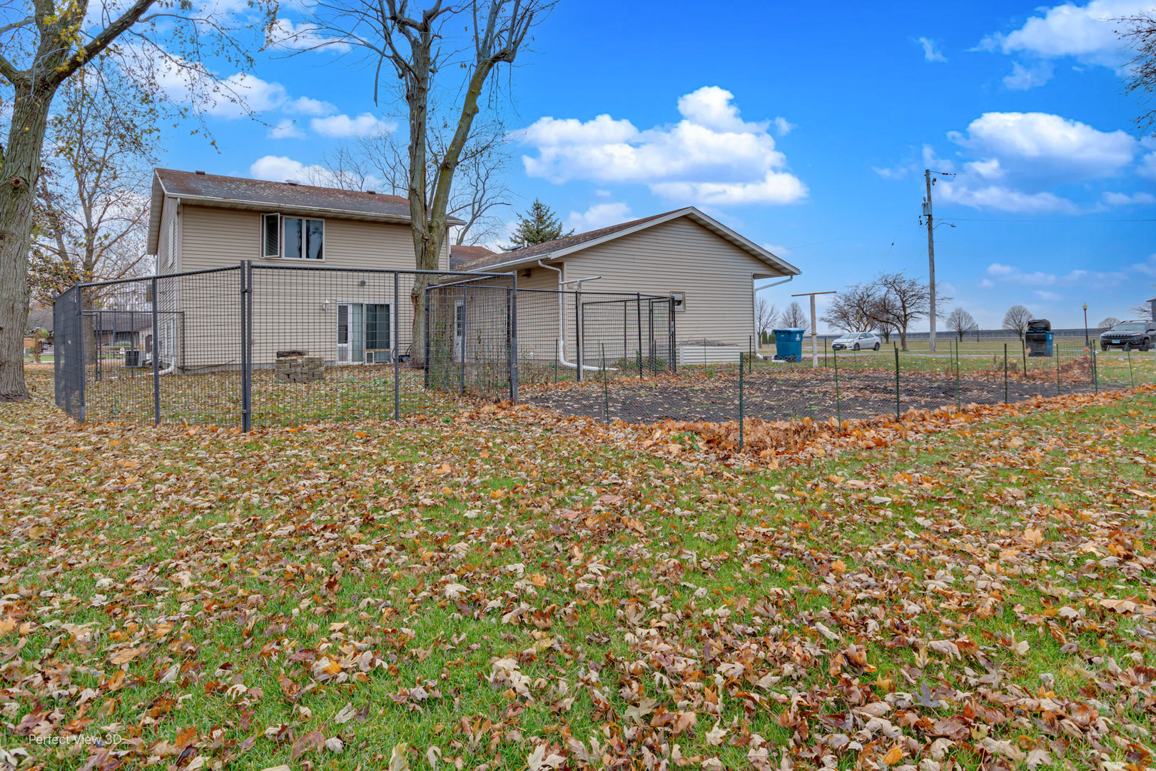 929 Lincoln Street Minonk, IL 61760 - Photo 25 of 26 a view of a house with a yard