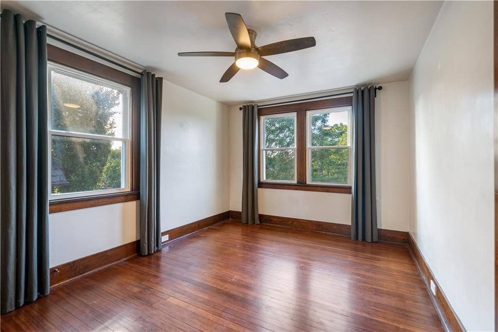 150 Marshall Avenue Pittsburgh, PA 15214 - Photo 19 of 36 3rd bedroom