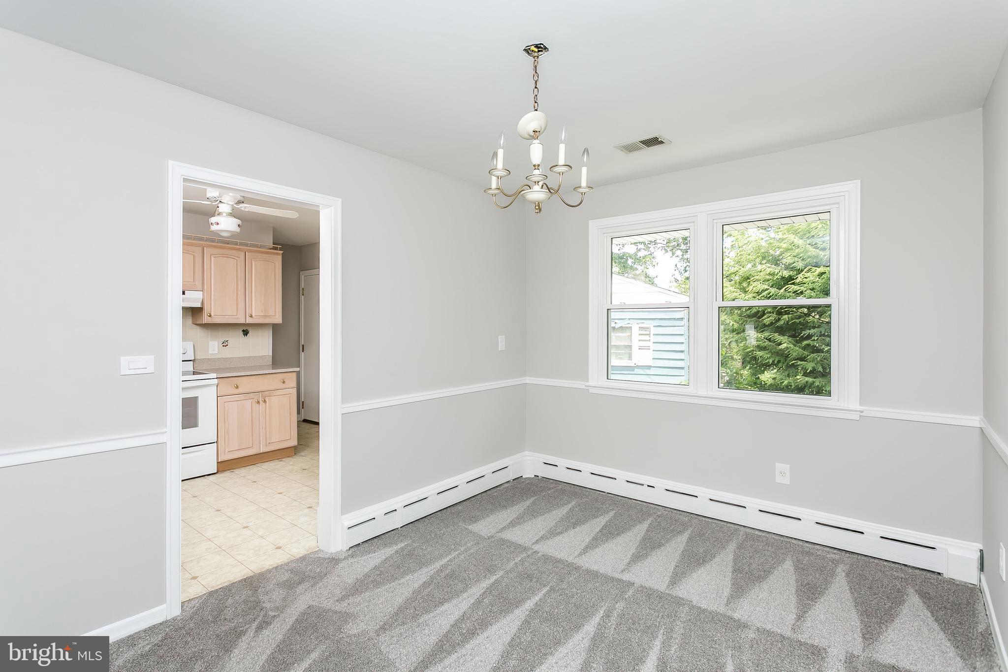 200 Charmuth Road Lutherville-Timonium, MD 21093 - Photo 4 of 30 dining room