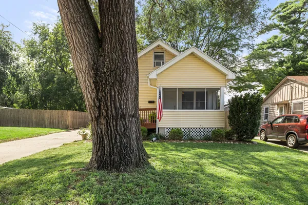 $219,900 | 3922 36th Street, Des Moines, IA 50310