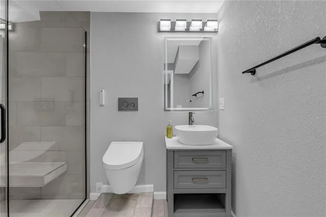 $296,999 | 5312 Woodland Avenue, Kansas City, MO 64110