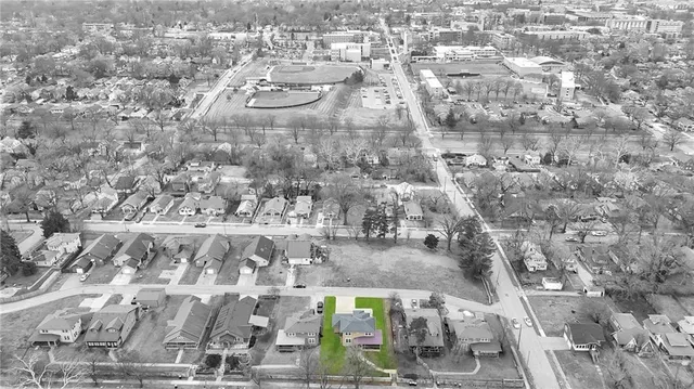 $296,999 | 5312 Woodland Avenue, Kansas City, MO 64110