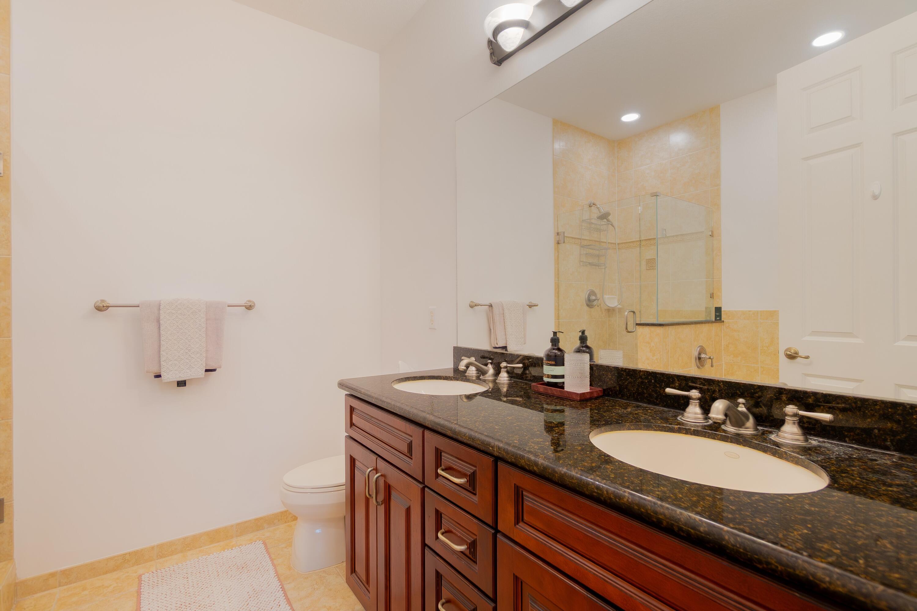 8257 Northwest 8th Way Boca Raton, FL 33487 - Photo 20 of 50 018_Primary Bathroom