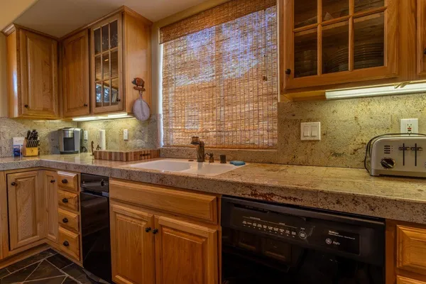 $1,650,000 | 254 Holiday Vista Drive, Mammoth Lakes, CA 93546