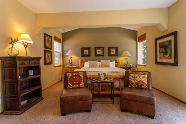 $1,650,000 | 254 Holiday Vista Drive, Mammoth Lakes, CA 93546