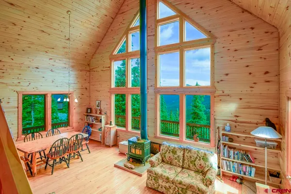 a group of chairs sitting in front of building