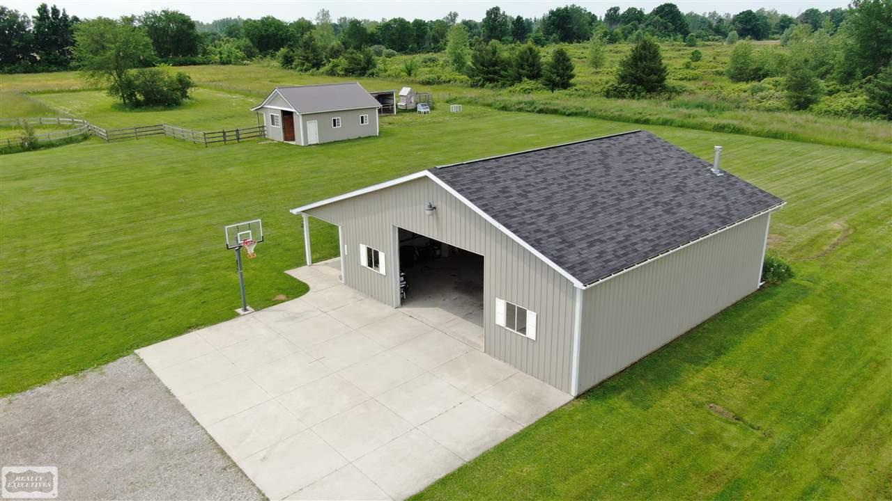 1665 Berville Road Allenton, MI 48002 - Photo 54 of 66 40 X 60 8" Poured Cement-