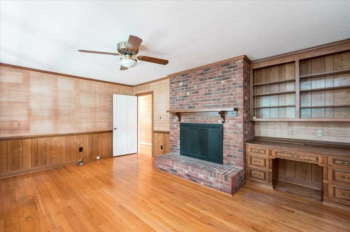 1007 Braxton Court Raleigh, NC 27606 - Photo 7 of 28 Photo 7