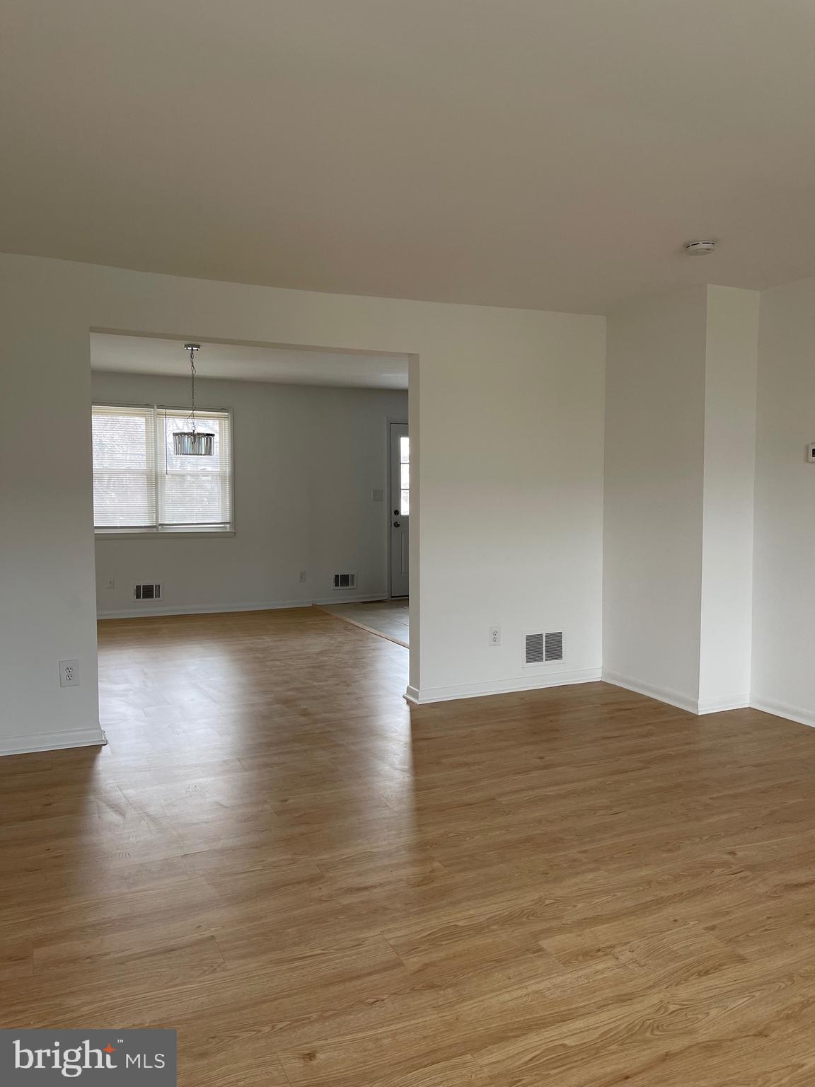 5682 Utrecht Road Baltimore, MD 21206 - Photo 6 of 35 Gallery Image 6