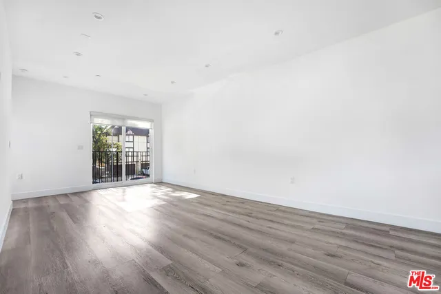 $2,600,000 | 21719 Hart Street, Canoga Park, CA 91303