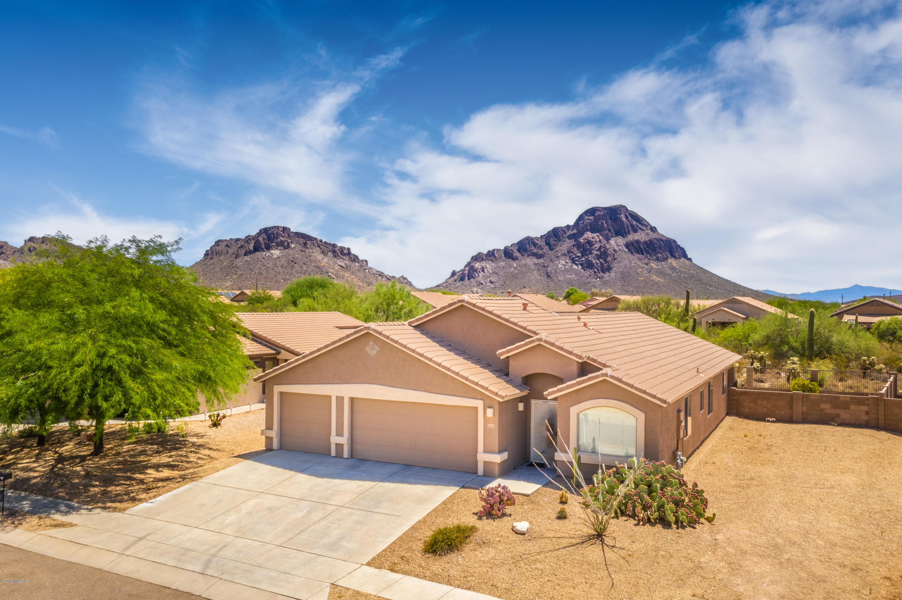 3545 South Desert Motif Road Tucson, AZ 85735 - Photo 4 of 25 Gallery Image 4