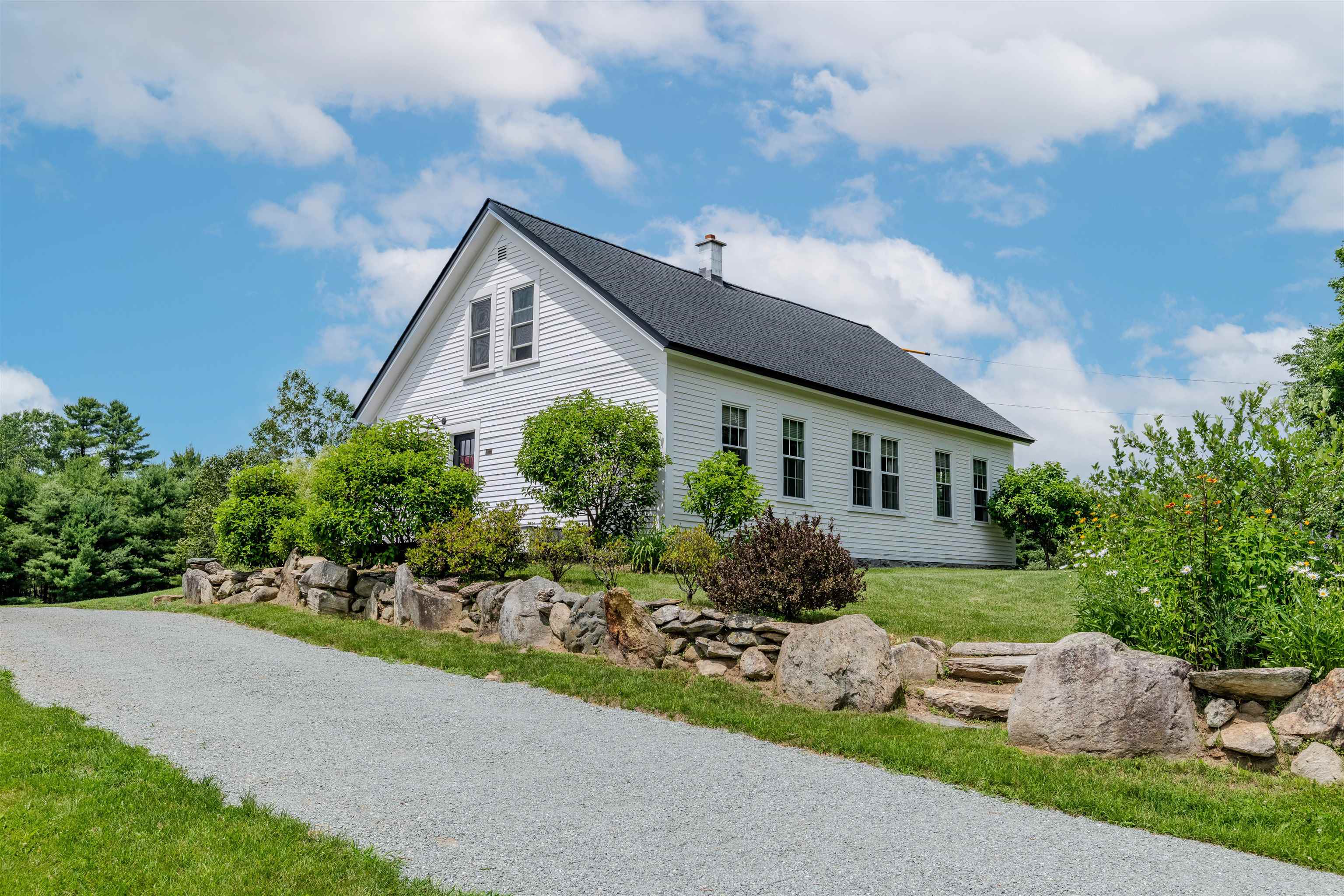 87 Porter Road Bath, NH 03740 - Photo 1 of 60