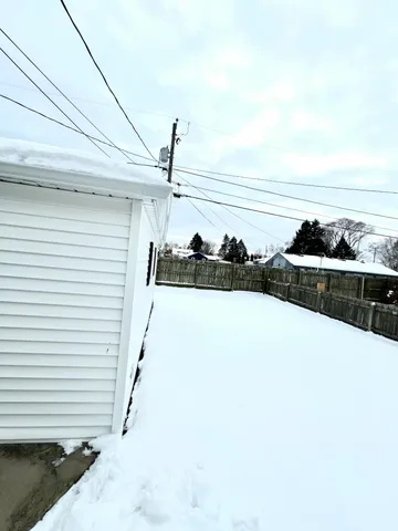 $230,000 | 1531 Bryn Mawr Avenue, Mount Pleasant, WI 53403