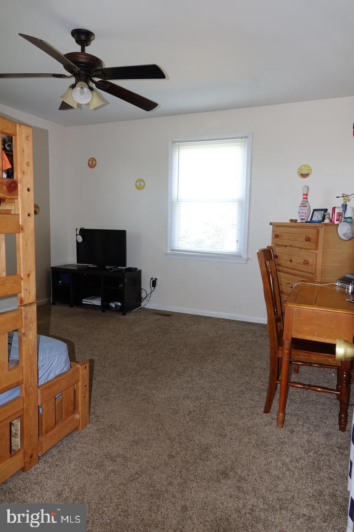 5695 Ridge Road Mount Airy, MD 21771 - Photo 15 of 25 Gallery Image 15