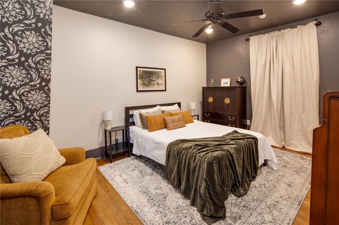 307 West 30th Street Bryan, TX 77803 - Photo 20 of 26