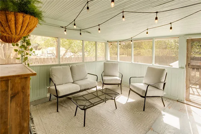 $1,875 | 307 West 30th Street, Bryan, TX 77803